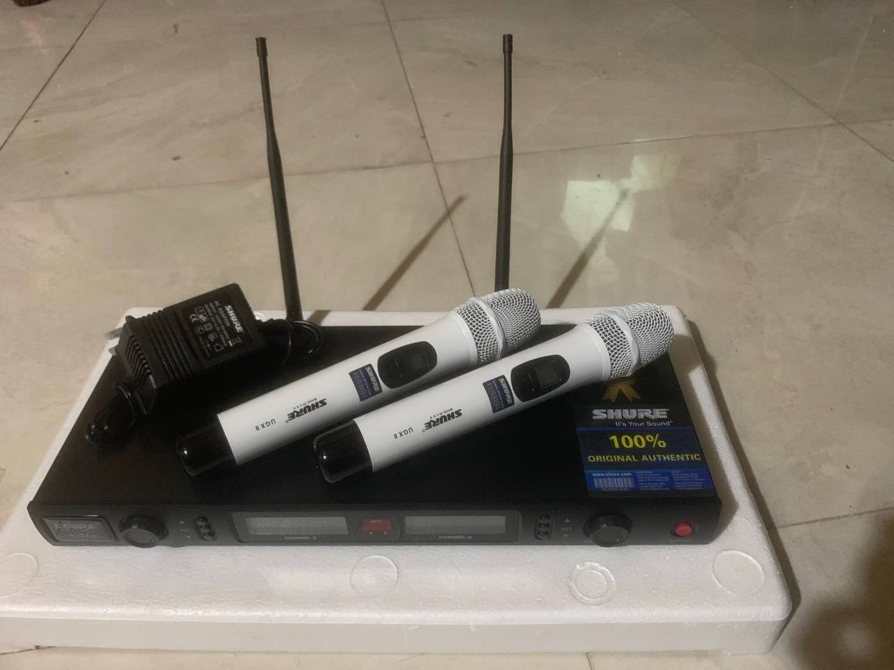 Chọn mua Micro không dây SHURE UGX8 (loại 1) chính hãng tại Trung Cương Audio